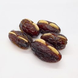 005-DATES-STUFFED-WITH-ALMONDS.jpg