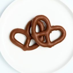 Milk-chocolate-Covered-3-Ring-Pretzel.jpg